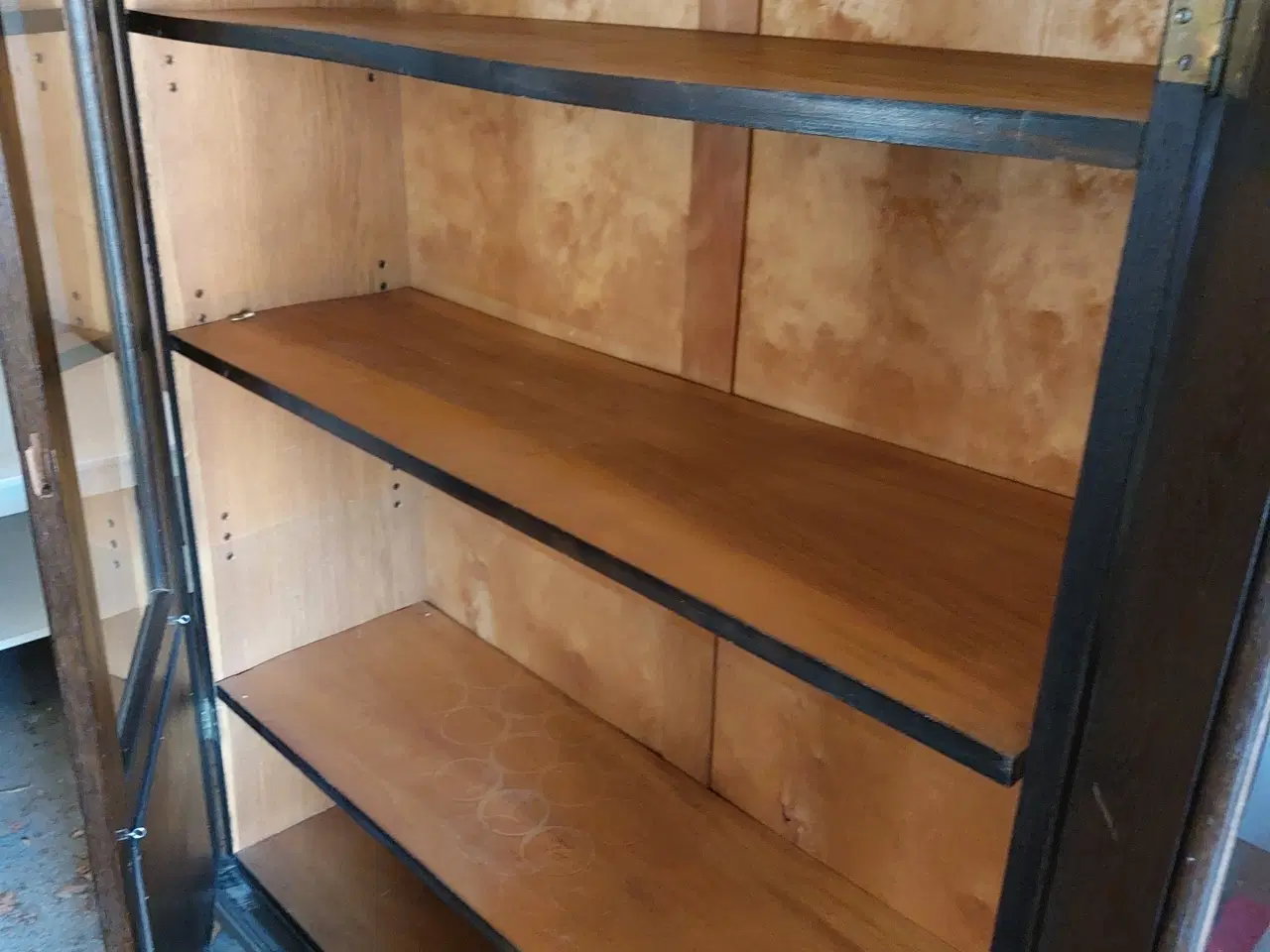 Billede 2 - Vitrine skab