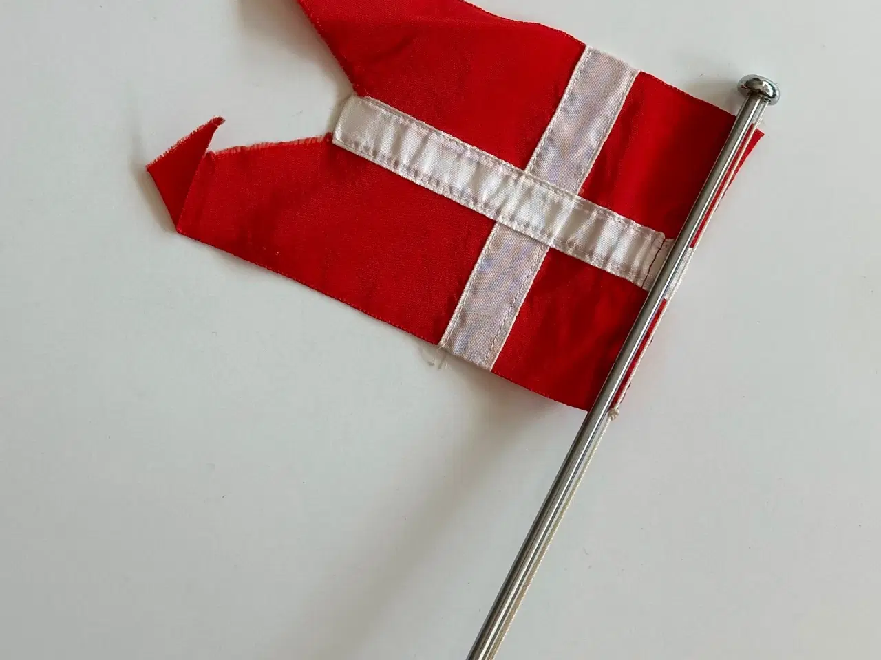 Billede 7 - Bordflag, lyserød base