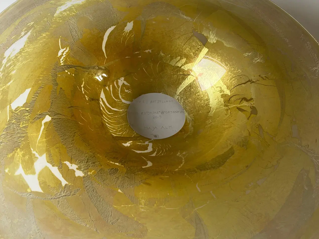 Billede 2 - Stort fint glasfad med guld