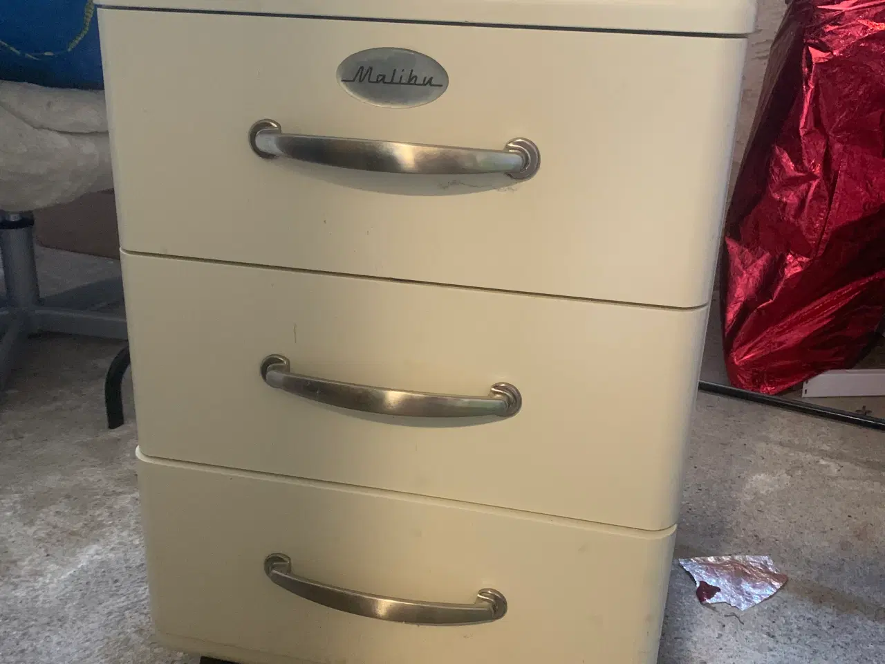 Billede 1 - Hvidt sidebord med skuffer