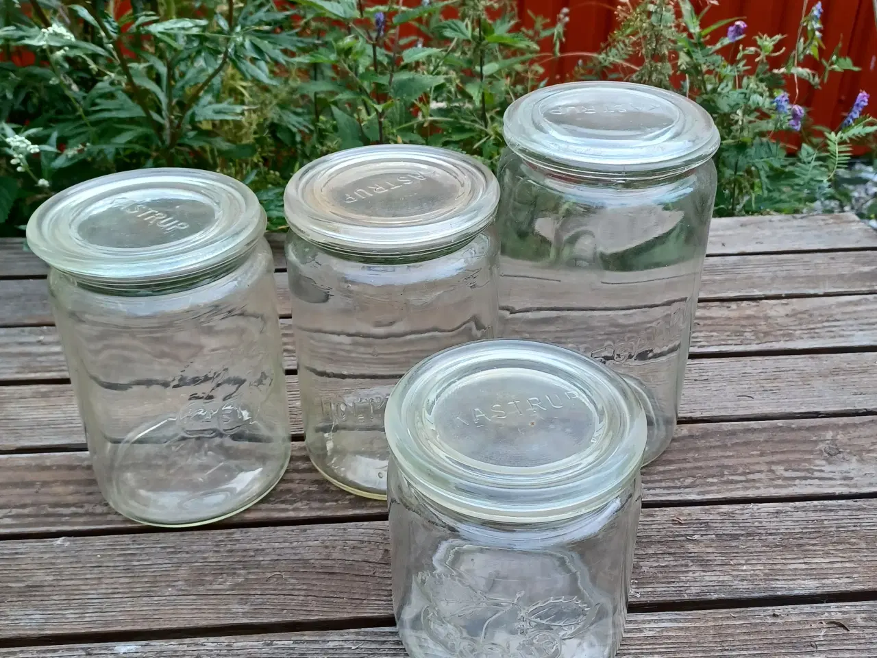 Billede 2 - Antikke syltetøjsglas