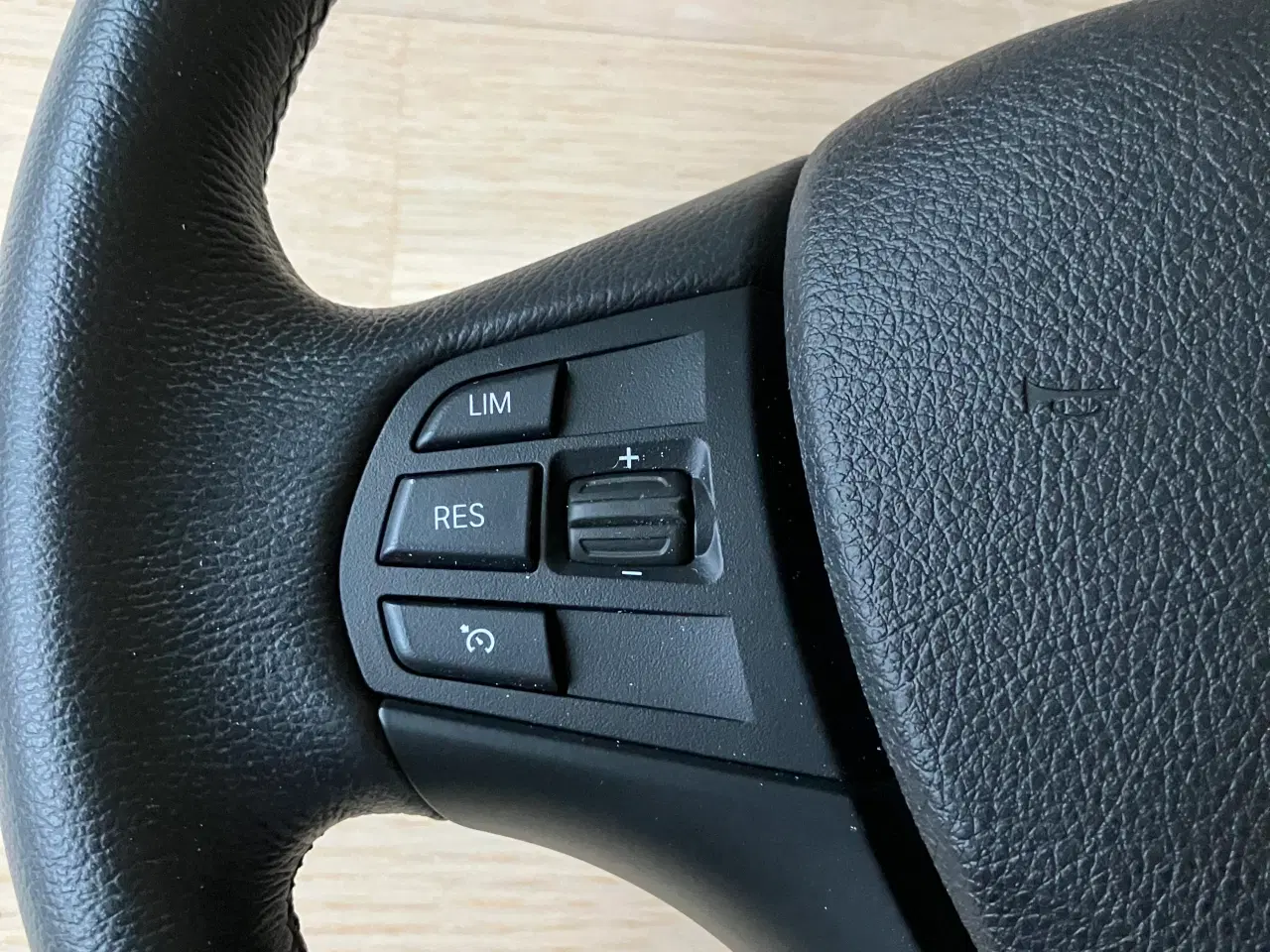 Billede 2 - BMW rat med airbag