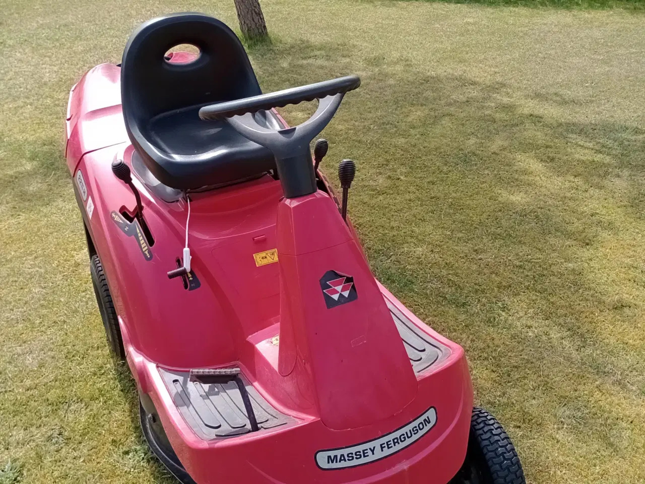 Billede 2 - Plænetraktor Massey Ferguson