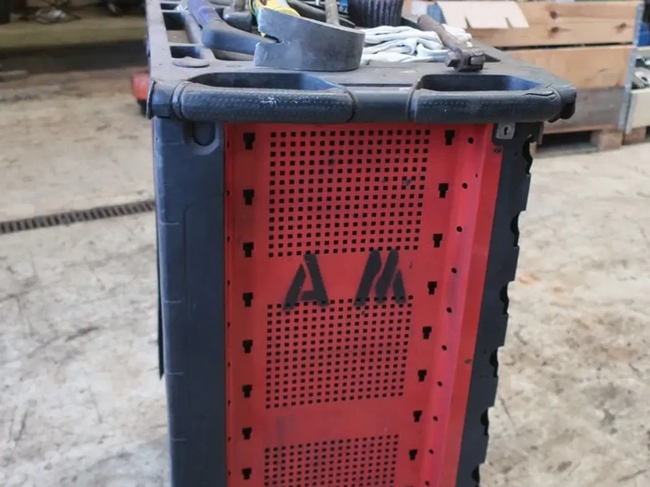 Billede 2 - Værktøjsvogn med div. Værktøj