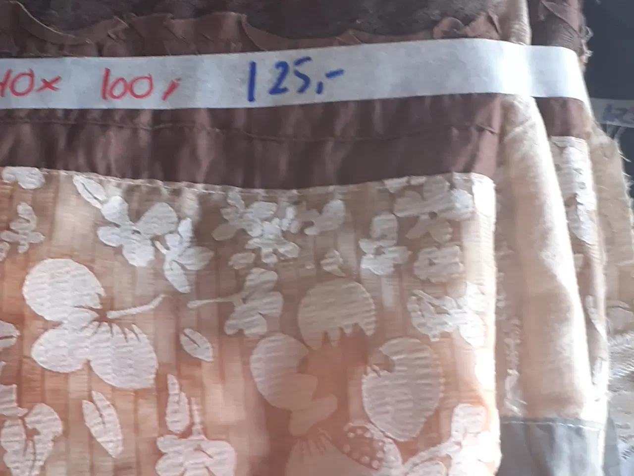 Billede 7 - Mærkevarer på Agerskov Kræmmermarked 