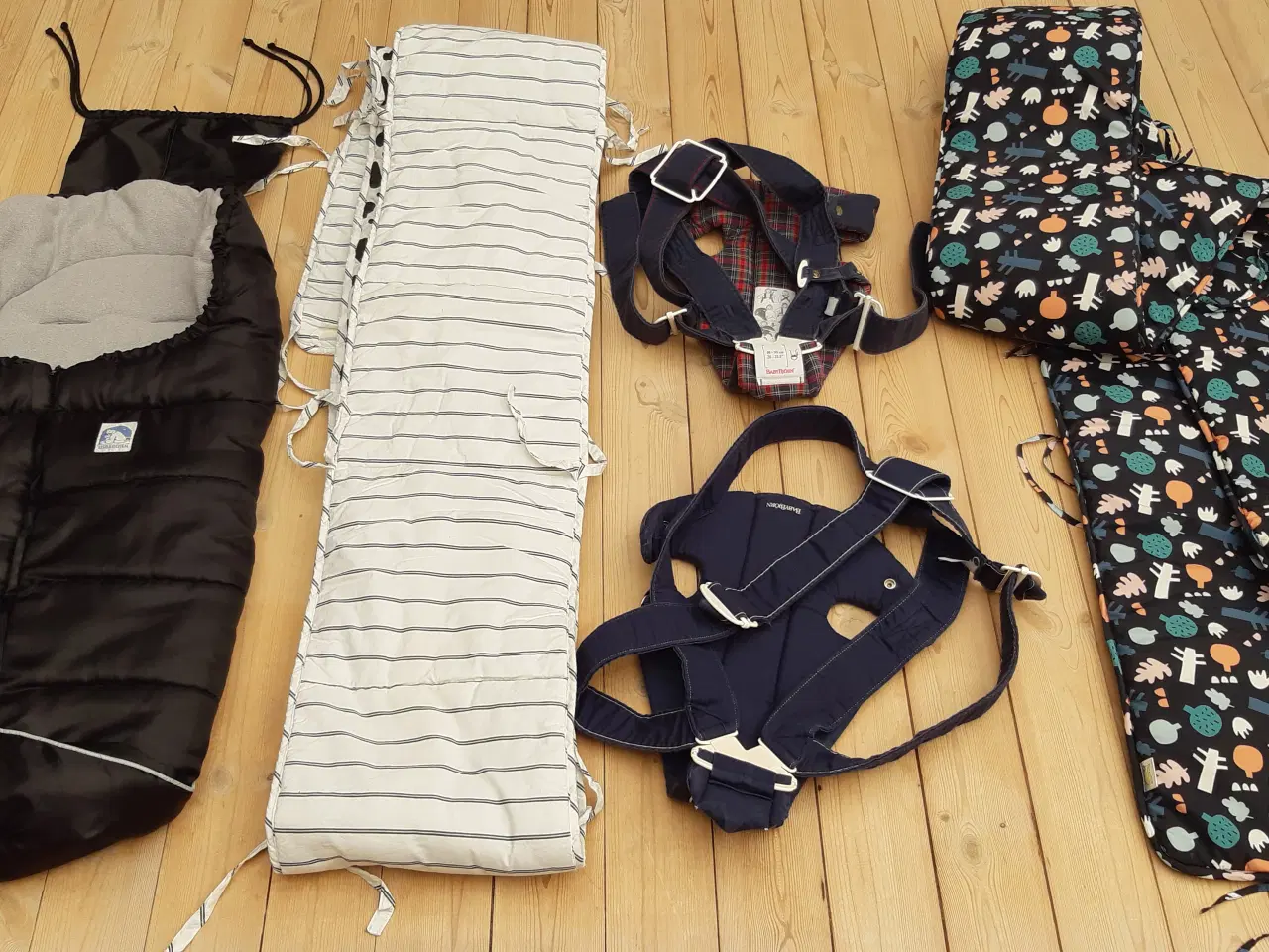 Billede 2 - Kørepose, bæreseler og sengerande - FLOT STAND