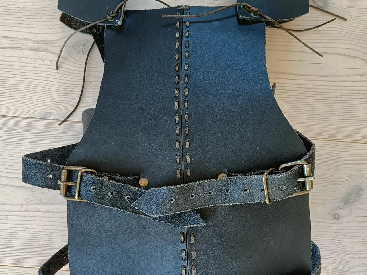 Billede 1 - Rustning bryst skjold i læder