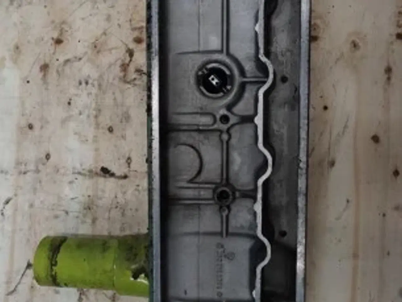 Billede 13 - Mercedes OM352 Ventildæksel 3520165305