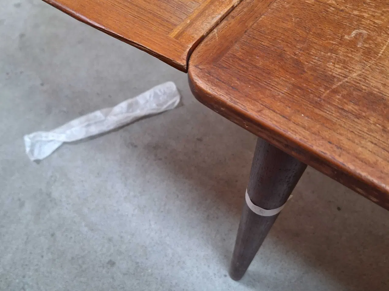 Billede 4 - Teak spisebord