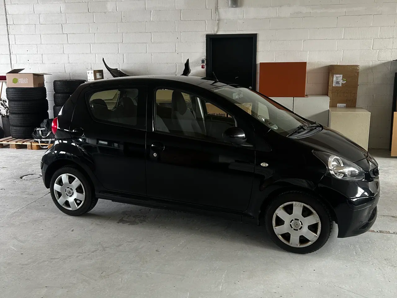 Billede 2 - Ny synet Toyota Aygo sælges