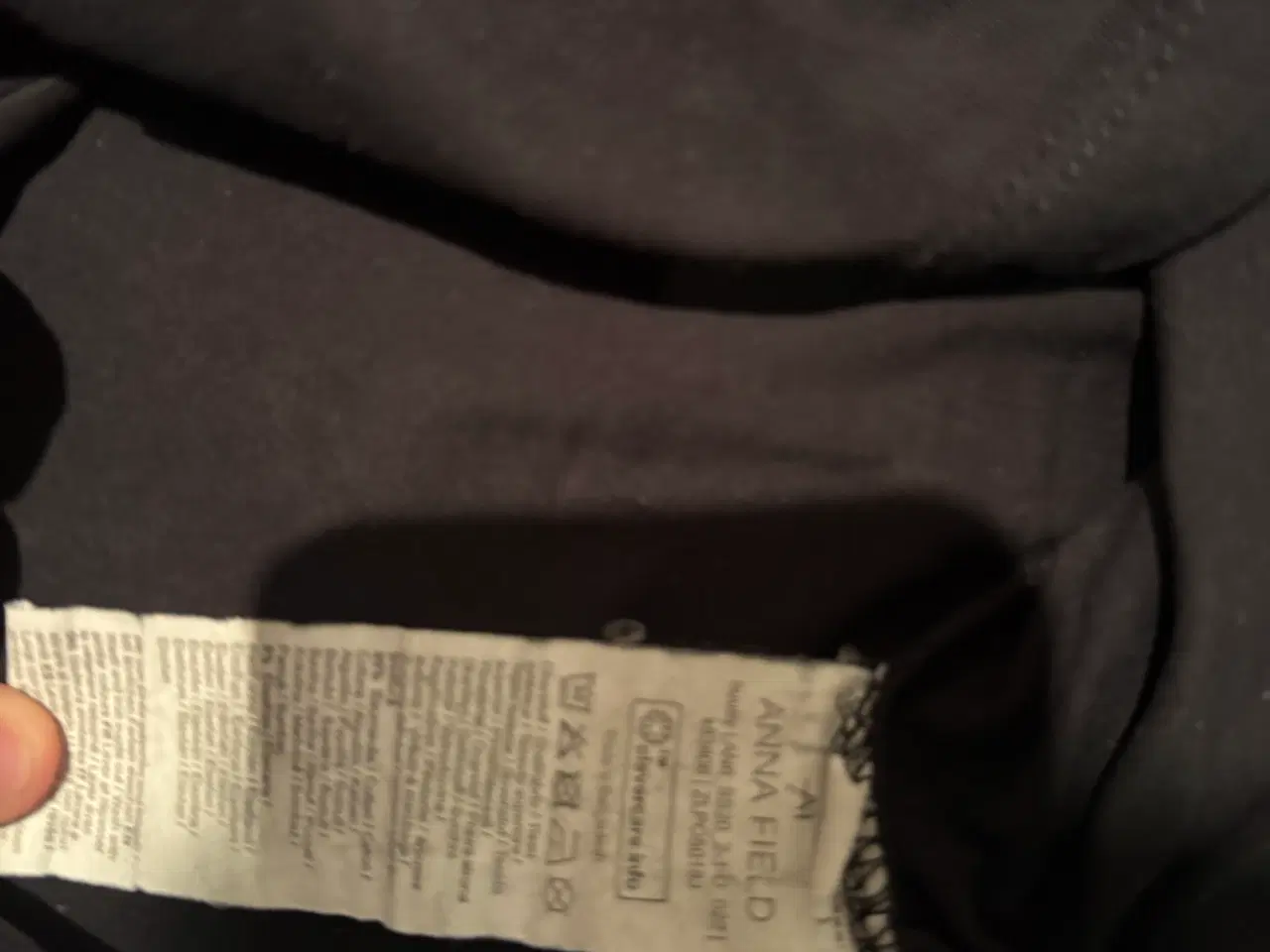 Billede 5 - Pæn trøje sælges