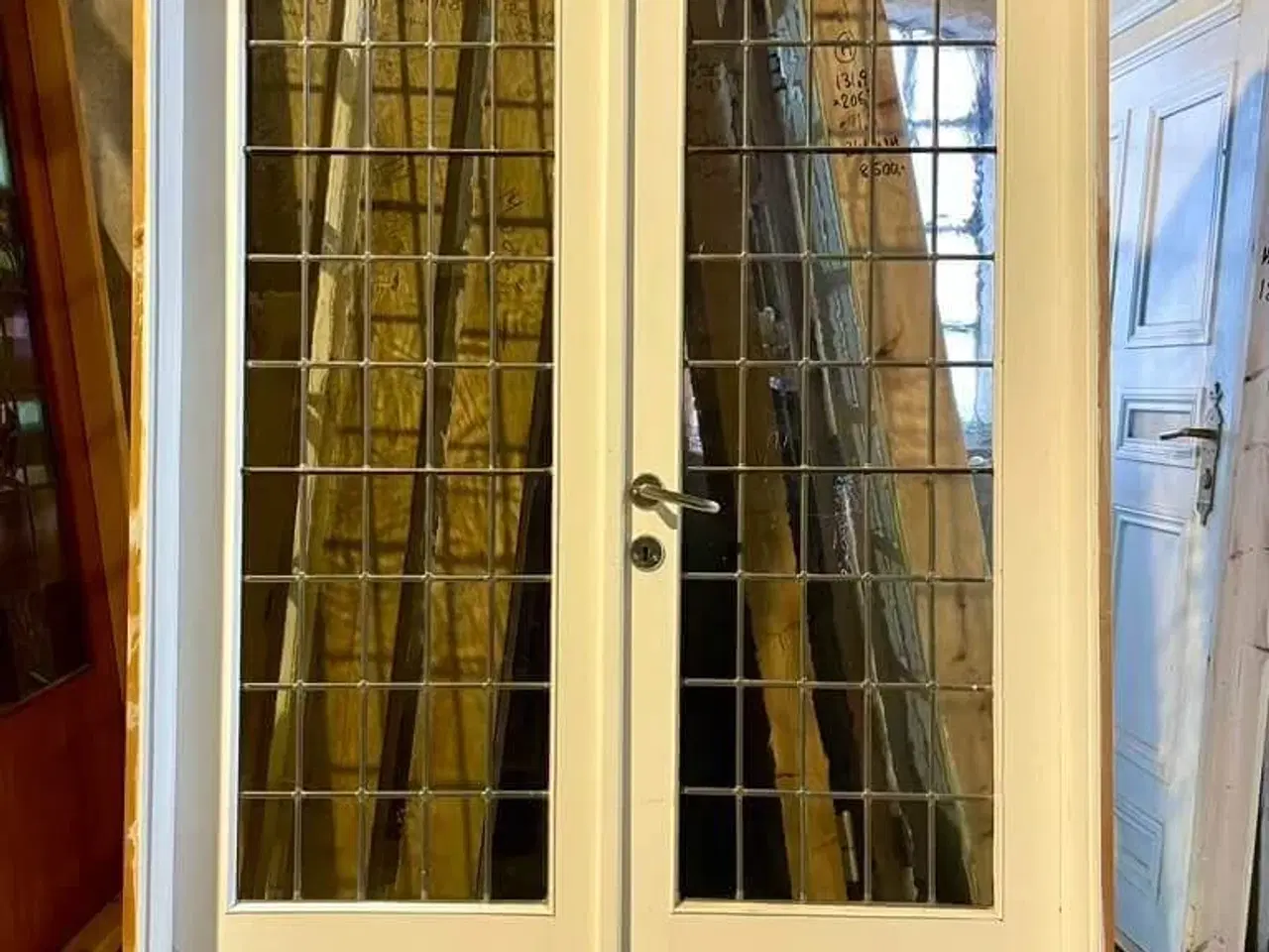 Billede 2 - Fin dobbeltdør m. blyindfattet glasparti