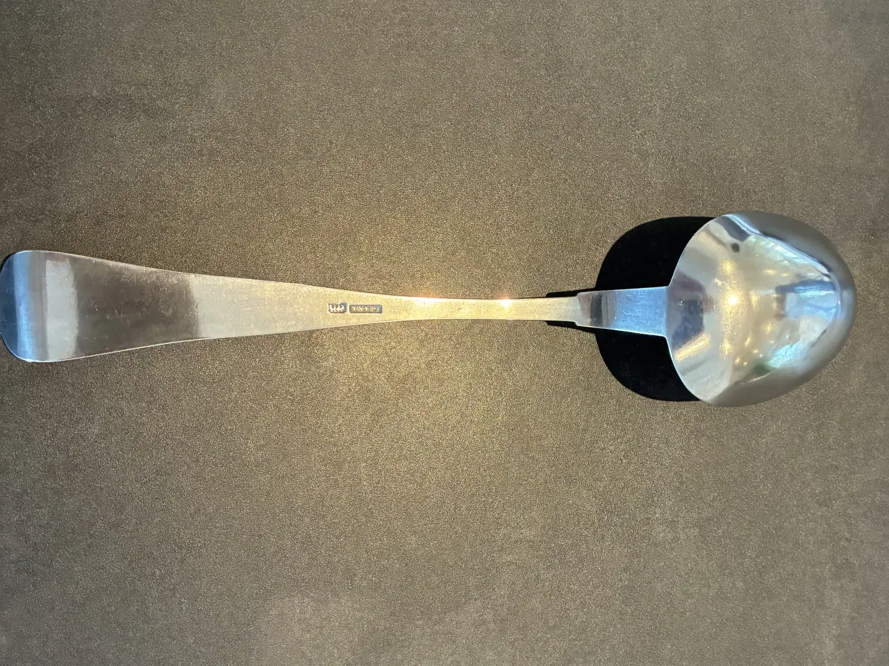 Billede 2 - Gammel dobbelriflet potageske i sølv