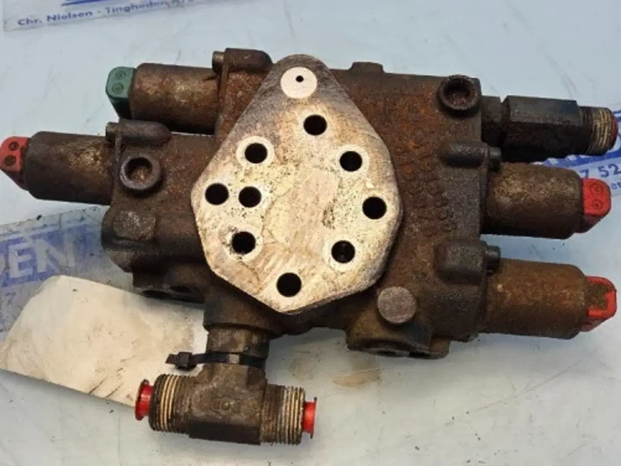 Billede 4 - New Holland T7.315 Hydraulikventil 87523105