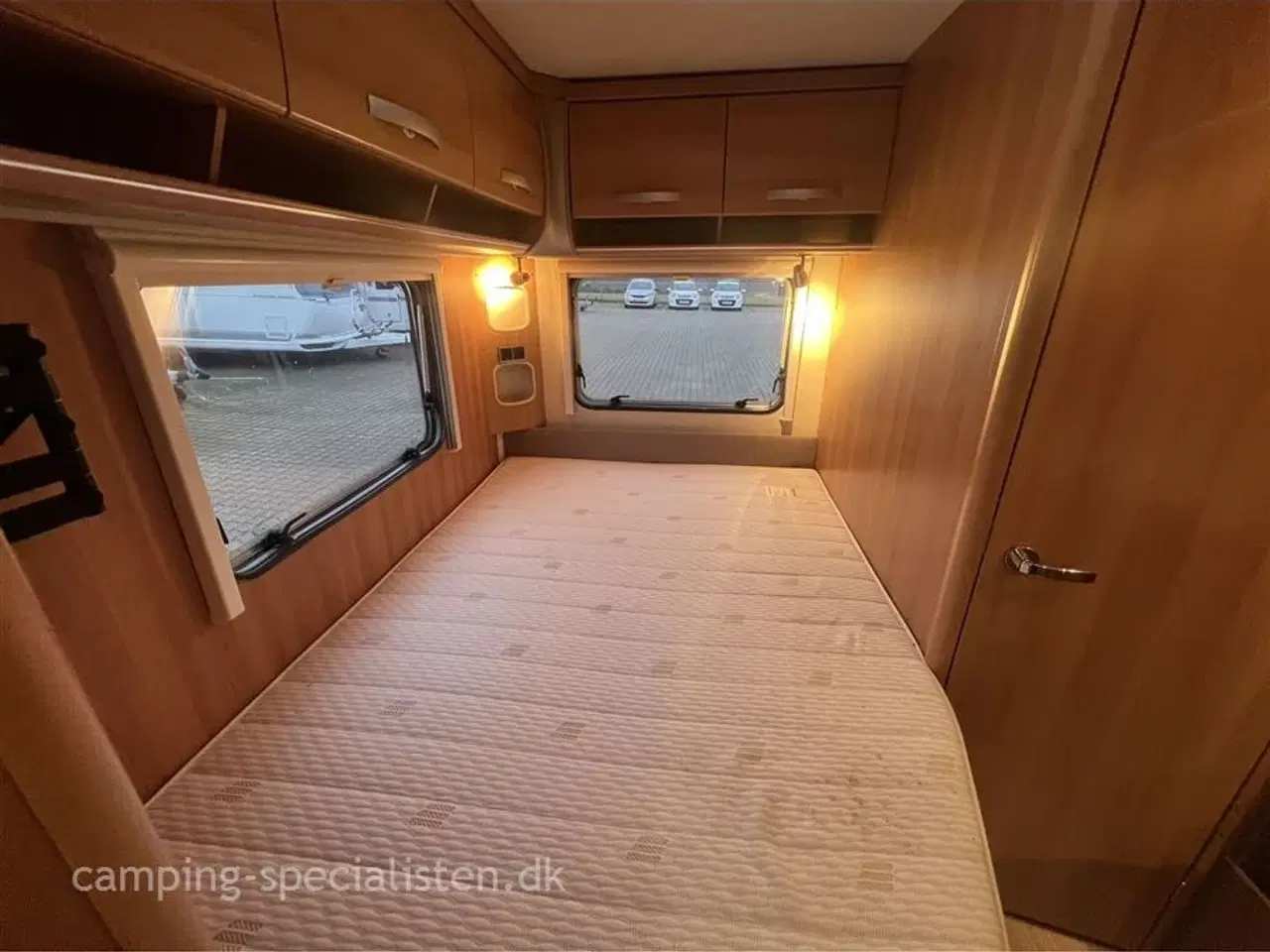 Billede 9 - 2015 - Hymer Nova Light 465   2015 Hymer Nova Light 465 - se den nu hos Camping-Specialisten.dk