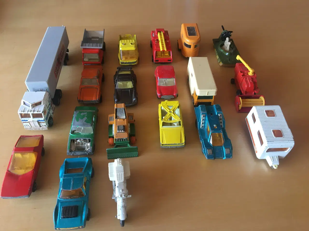Billede 3 - Matchbox biler