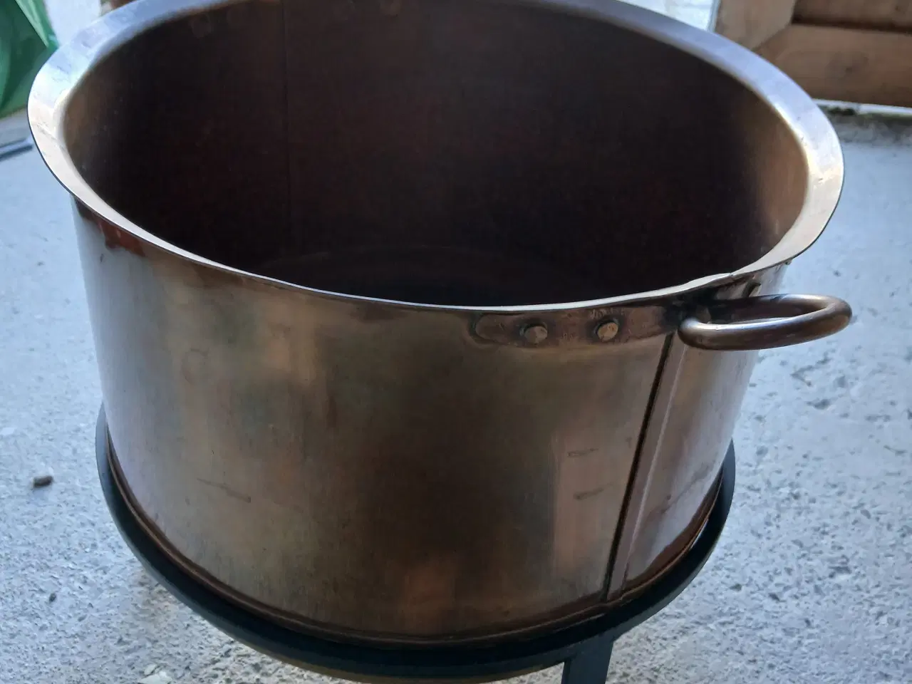 Billede 1 - Kobber Brændespand på Opsats