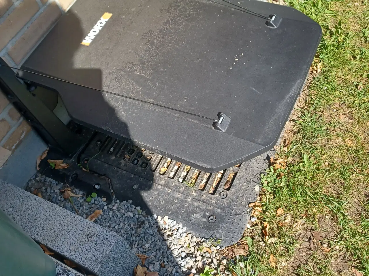 Billede 1 - Worx robot plæneklipper