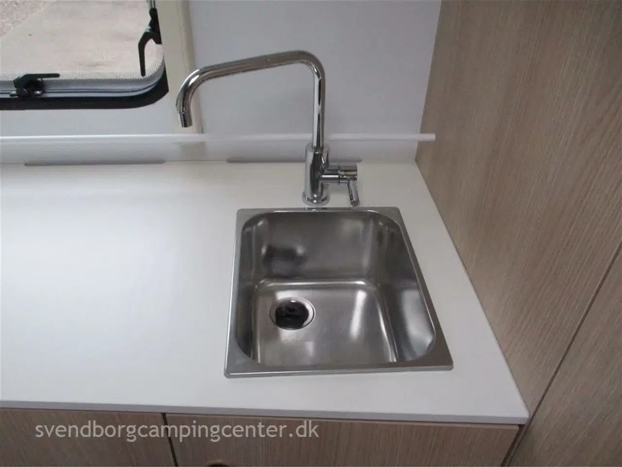 Billede 9 - 2026 - Adria Aviva Lite 300 LH   Passer perfekt til Elbil