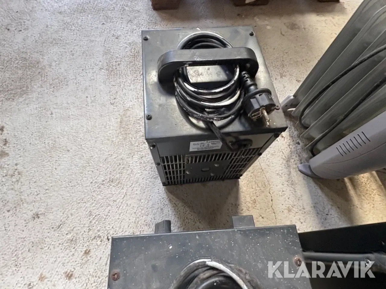 Billede 10 - Varmeblæsere og radiatorer 5 styk