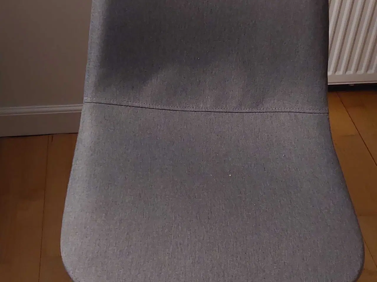 Billede 4 - Spisebordssæt med 6 stole