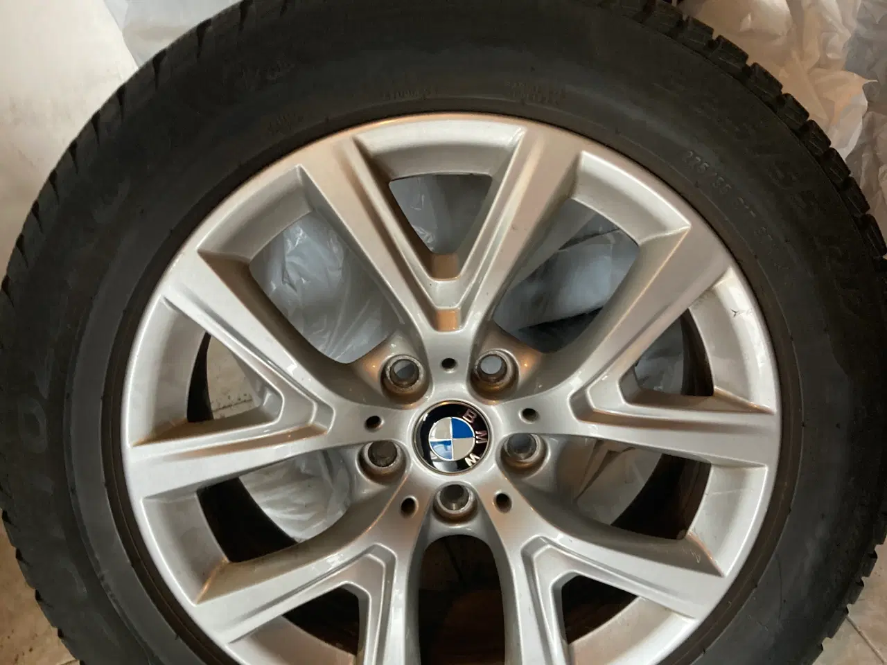 Billede 2 - 4 stk vinterdæk på alufælge org. BMW
