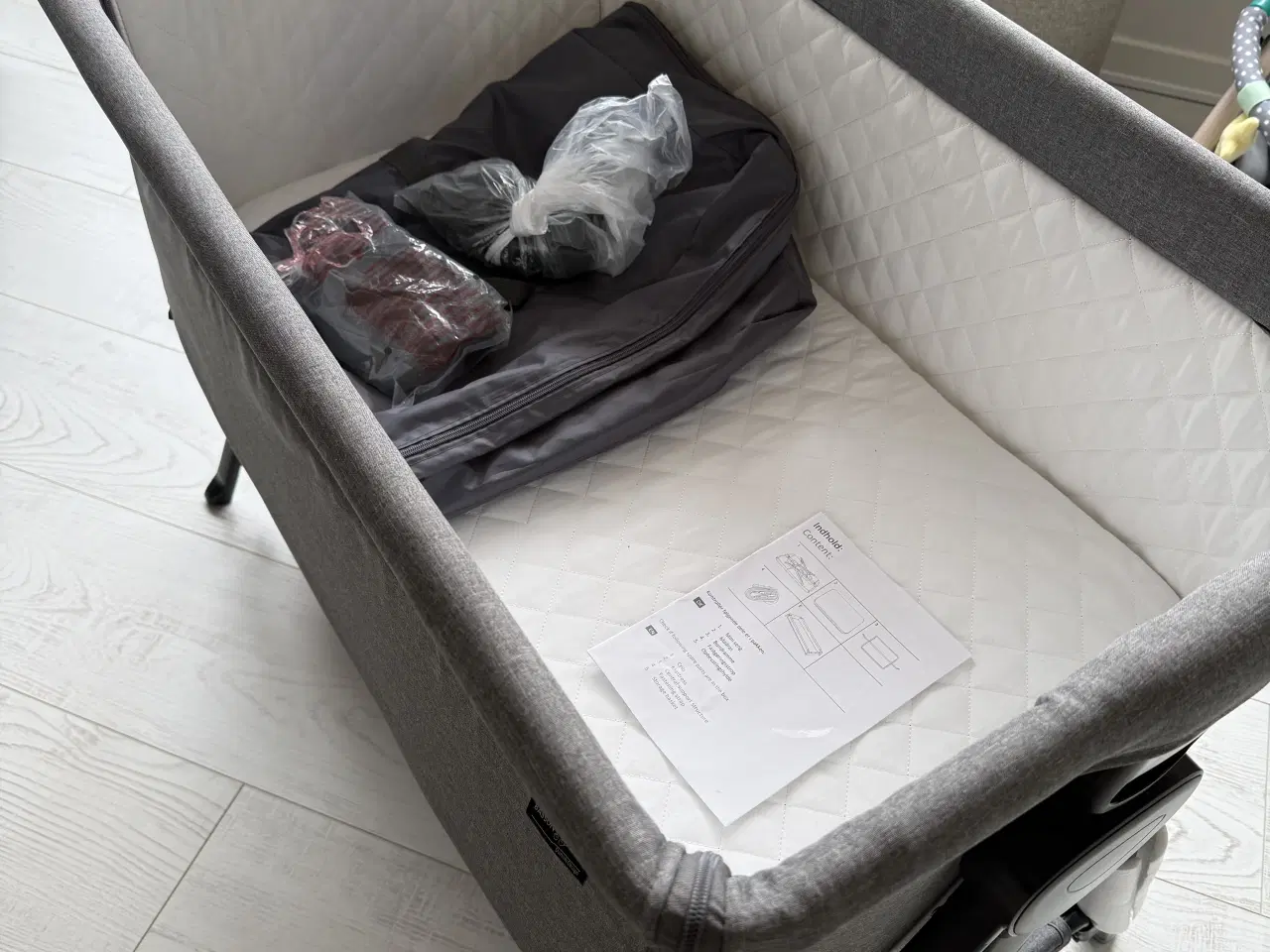 Billede 4 - Praktisk og smart bedside/babyseng