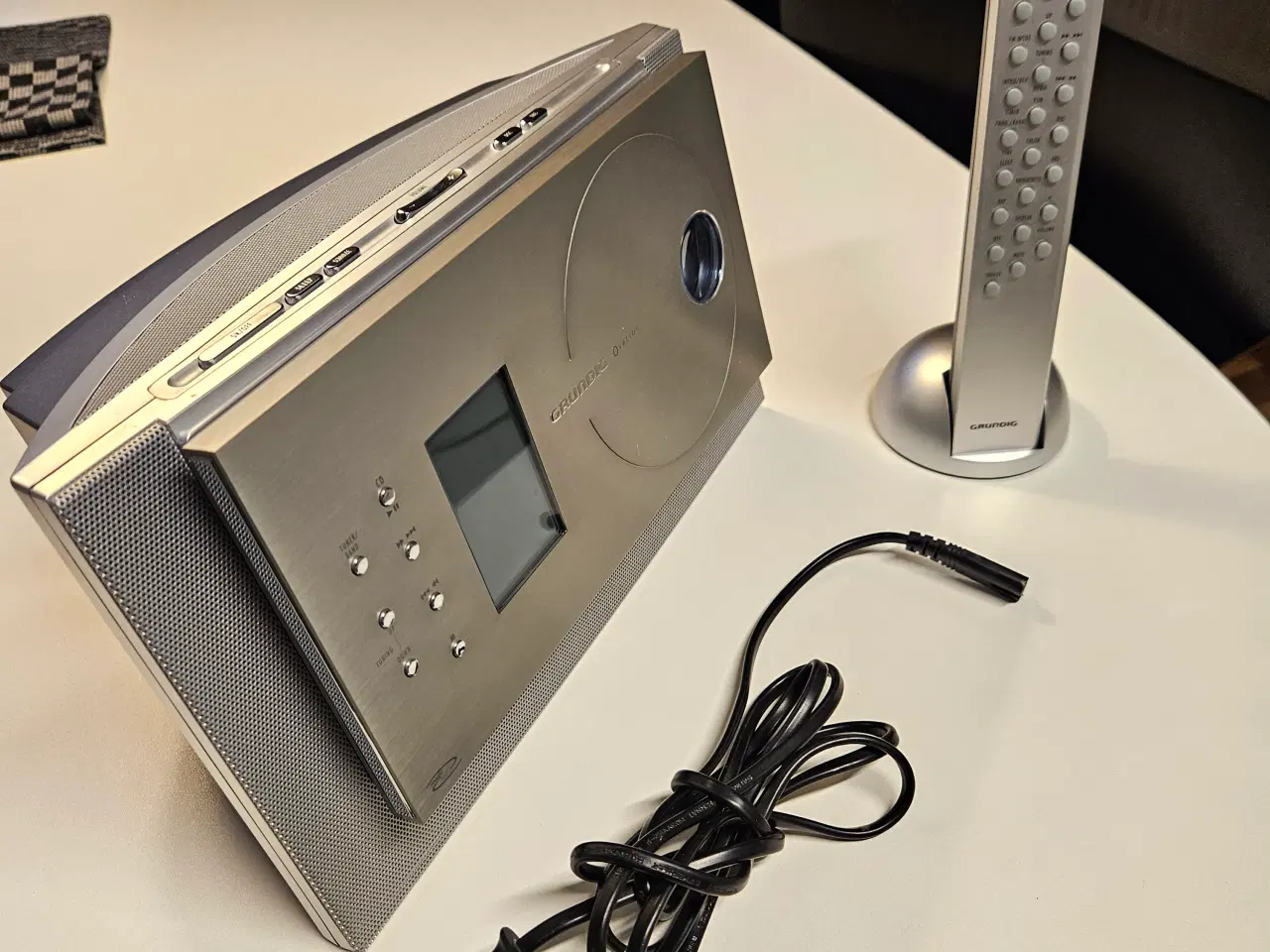 Billede 1 - Grundig radio med cd afspiller og masser af funkti