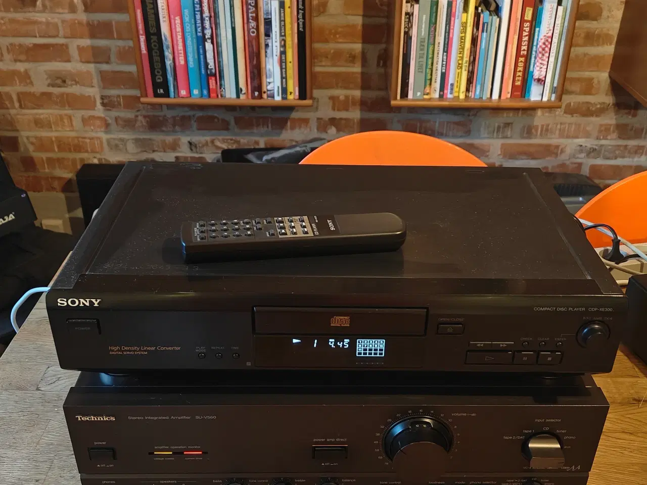 Billede 1 - Sony CD afspiller m fjernbetjening 