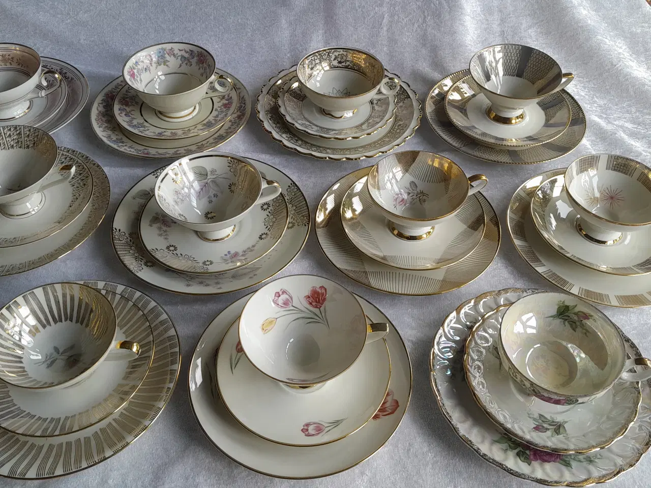 Billede 6 - Samlekopper med underkop og kagetallerken