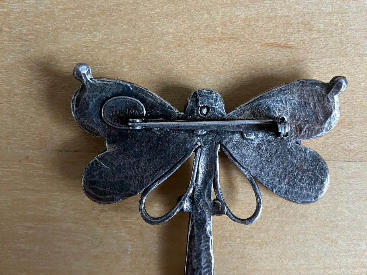 Billede 2 - Broche fra Taratata. Guldsmed med små krystaller