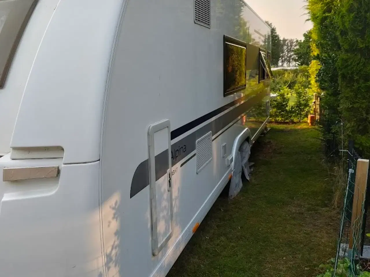 Billede 5 - Adria Alpina 743 HT  Fastliggervogn