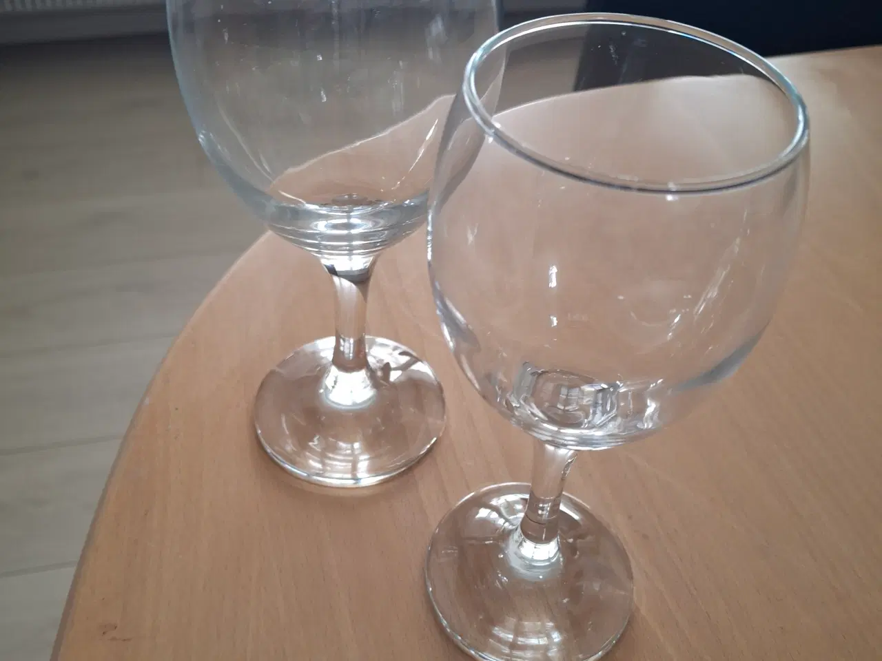 Billede 1 - Rødvins glas 40 stk /hvidvin 40 stk likør 40 stk