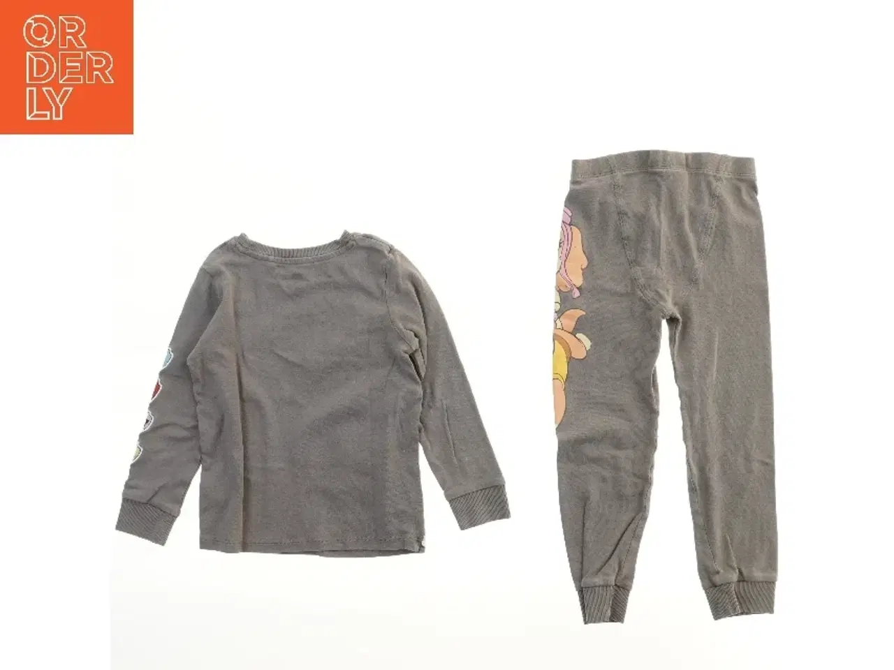 Billede 2 - Pyjamas med print fra Paw Patrol (str. 110)