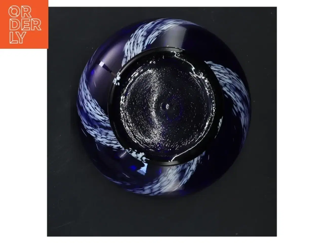 Billede 3 - Blå glasskål med mønster (str. 10x16 cm)