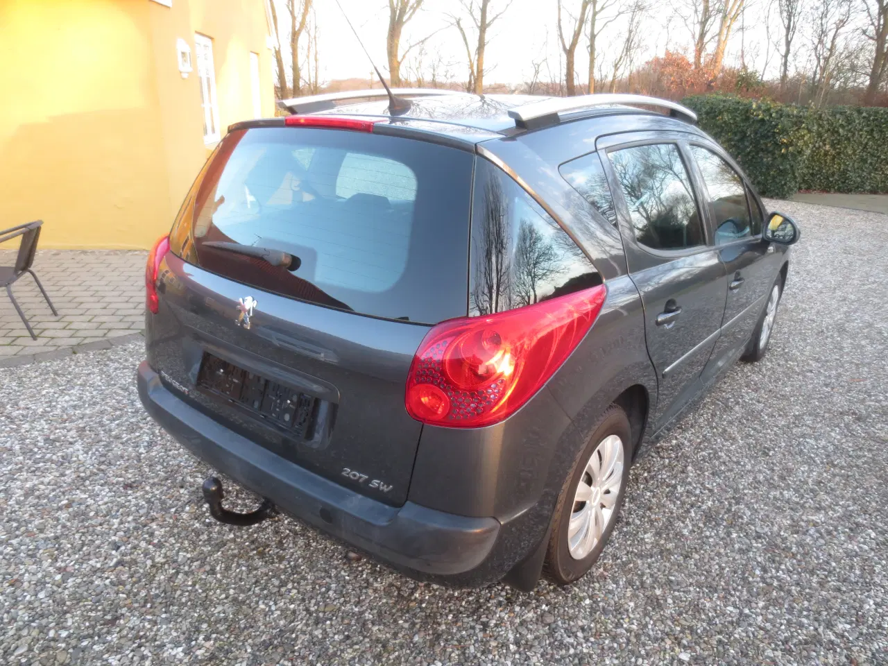 Billede 9 - Pæn Peugeot 207 1.4 i St-Car Nysynet. 