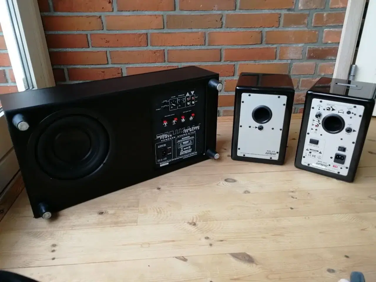 Billede 2 - Højtalere og Subwoofer