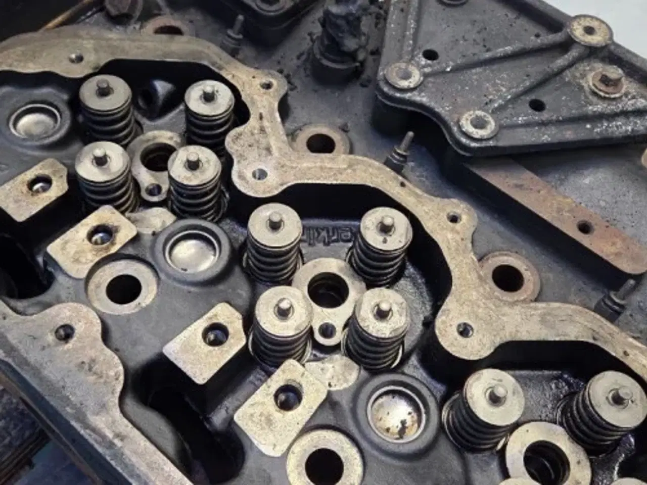 Billede 8 - Perkins 1104D-E44TA Topstykke ZZ80274