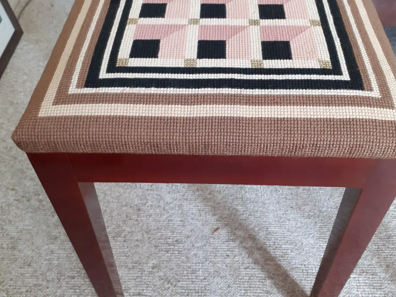 Billede 3 - Taburet.