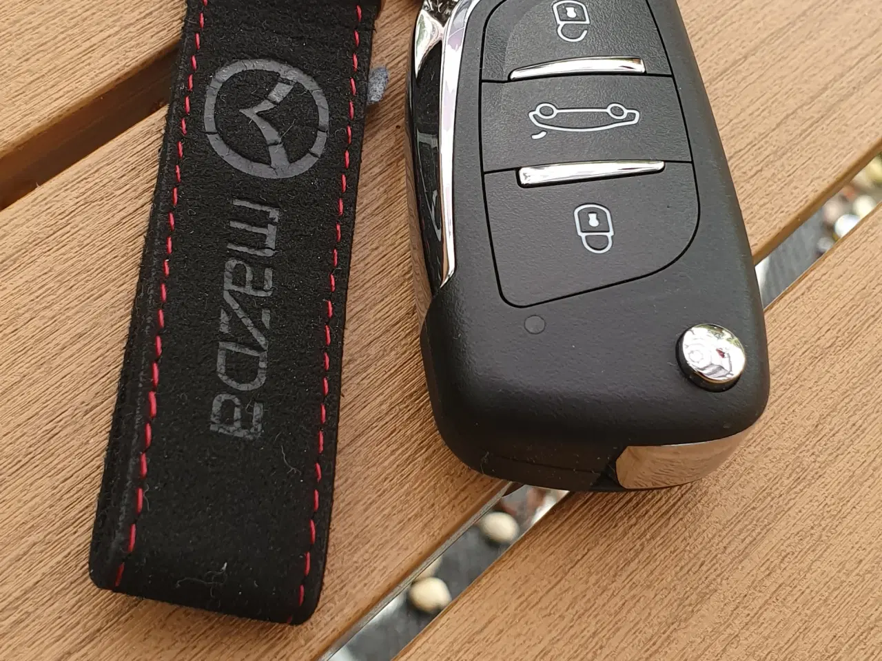 Billede 2 - Mazda 3 Hatchback 1,6 Årgang 2009