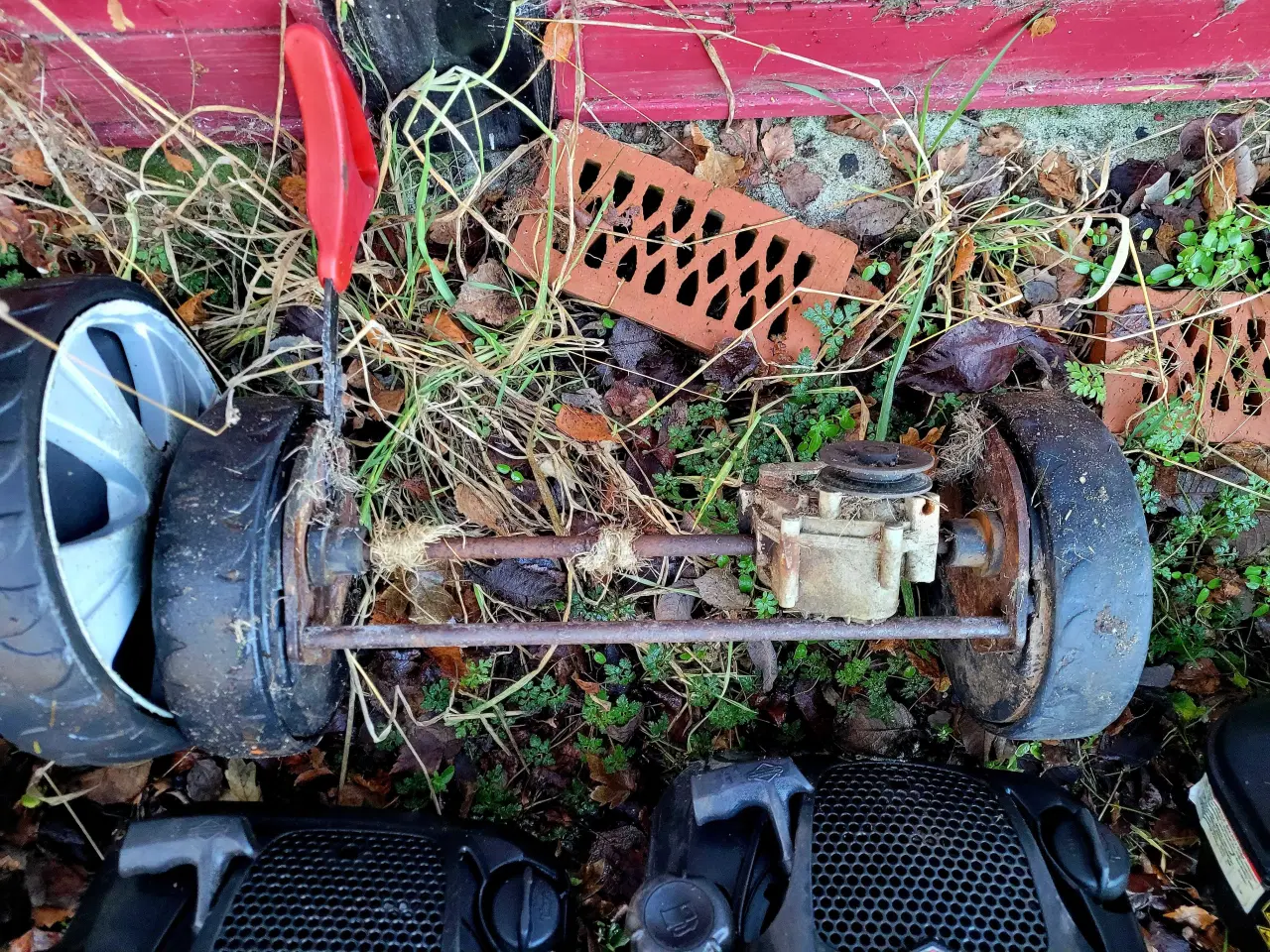 Billede 7 - 4 plæneklipper motor sælges