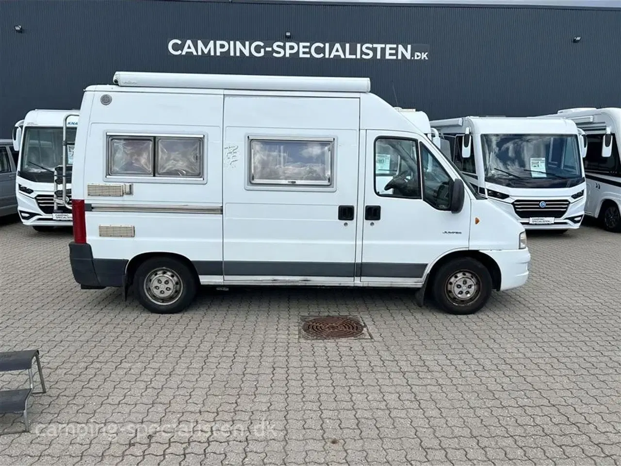 Billede 1 - 2005 - Citroen Jumper   Citroen Jumper Campervan 5 meter model 2005 kørt 148.000 km kan nu ses hos Camping-Specialisten.dk