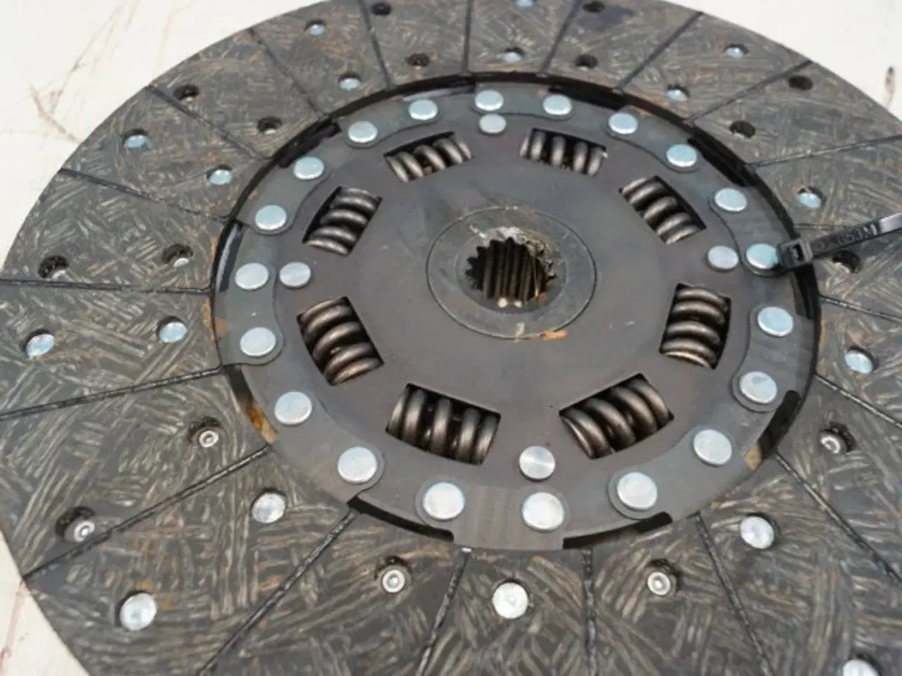 Billede 11 - Ford 4000 Koblingsnav E8NN7550AA