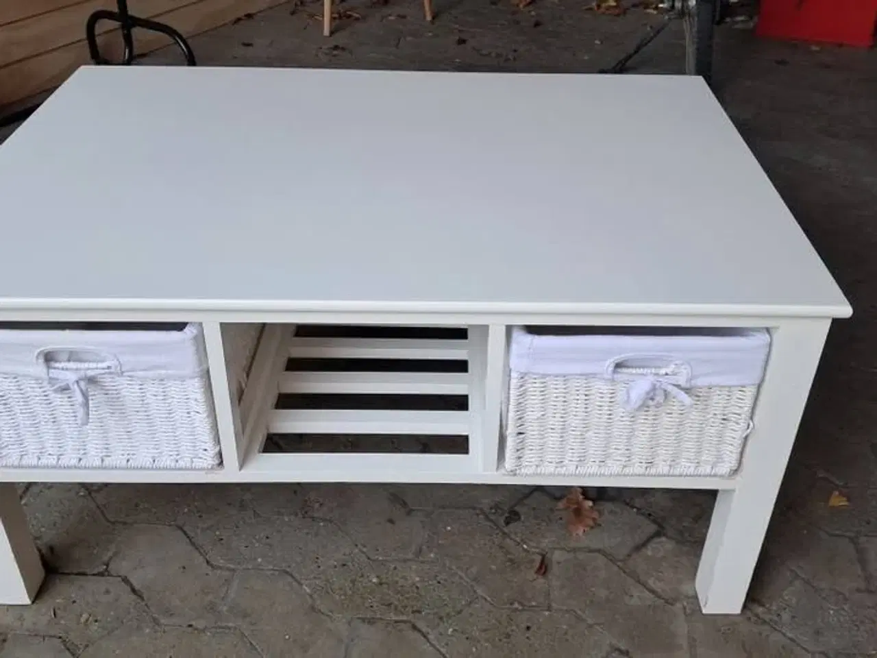 Billede 1 - FINT SOFA m. 4 kurve til opbevaring