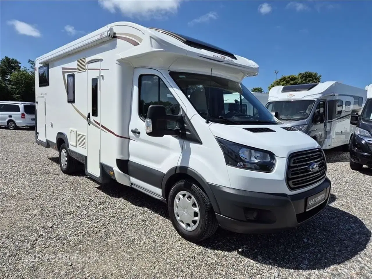 Billede 1 - 2017 - Rollerteam Kronos 284TL   Solcelle. batteri. markise. cykelstativ. Duo-control. Fuld service inkl. tandrem. Har kun kørt 54,000 KM !!!!!