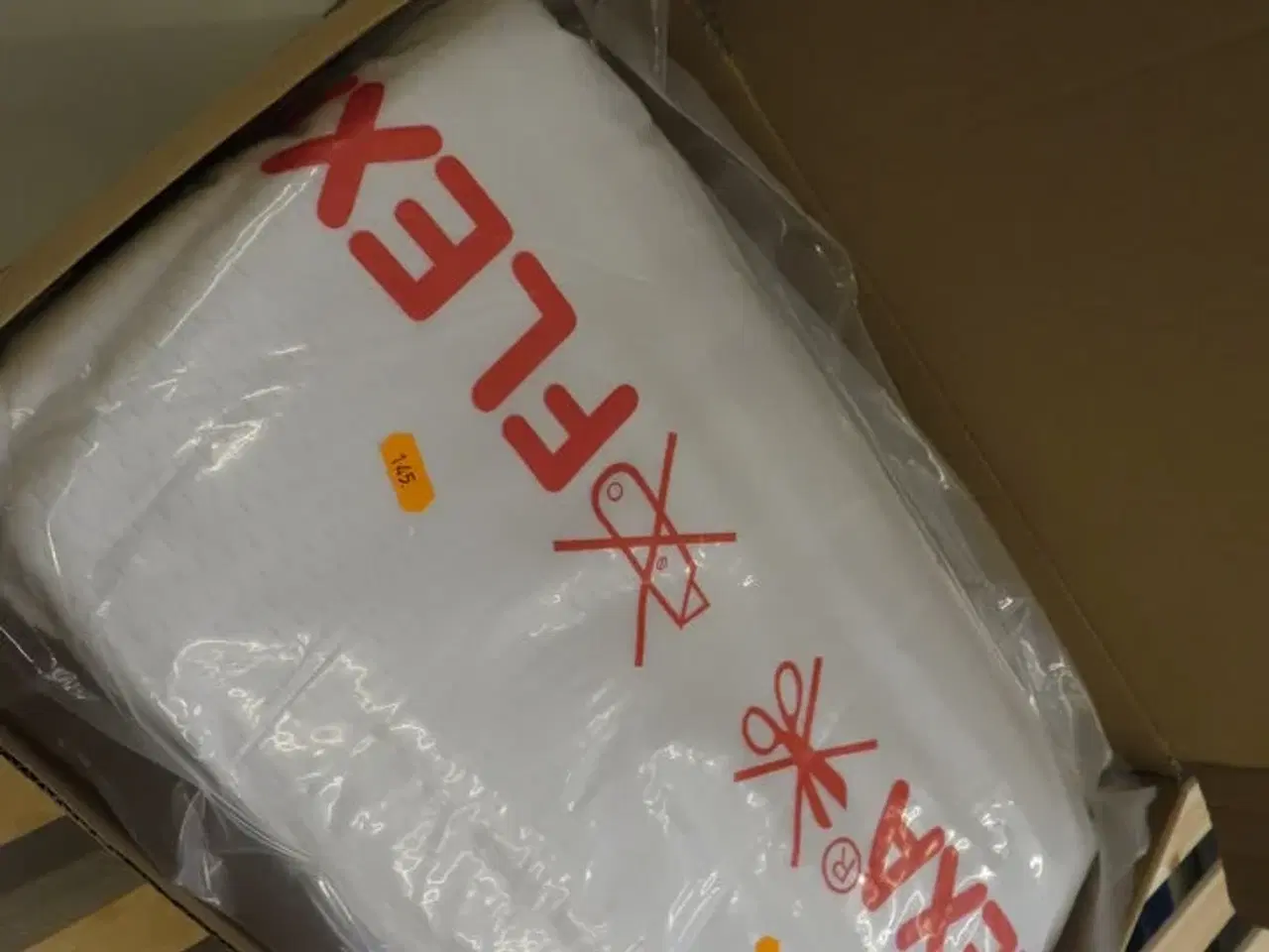 Billede 1 - Sengerand?