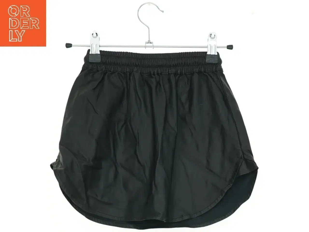 Billede 2 - Nederdel fra Petit (str. 116 cm)