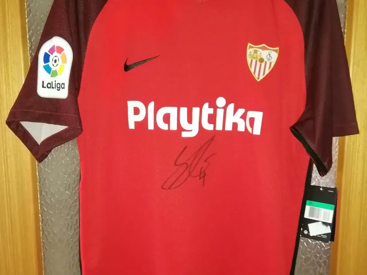 Billede 4 - FODBOLD, SEVILLA FC, SIMON KJÆR SIGNERET, NY, XL