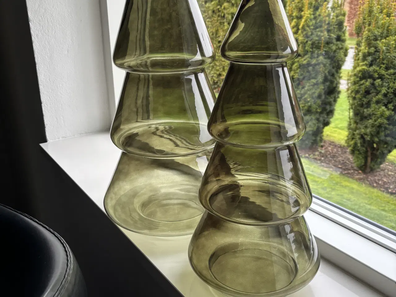 Billede 1 - Juletræer i grøn glas