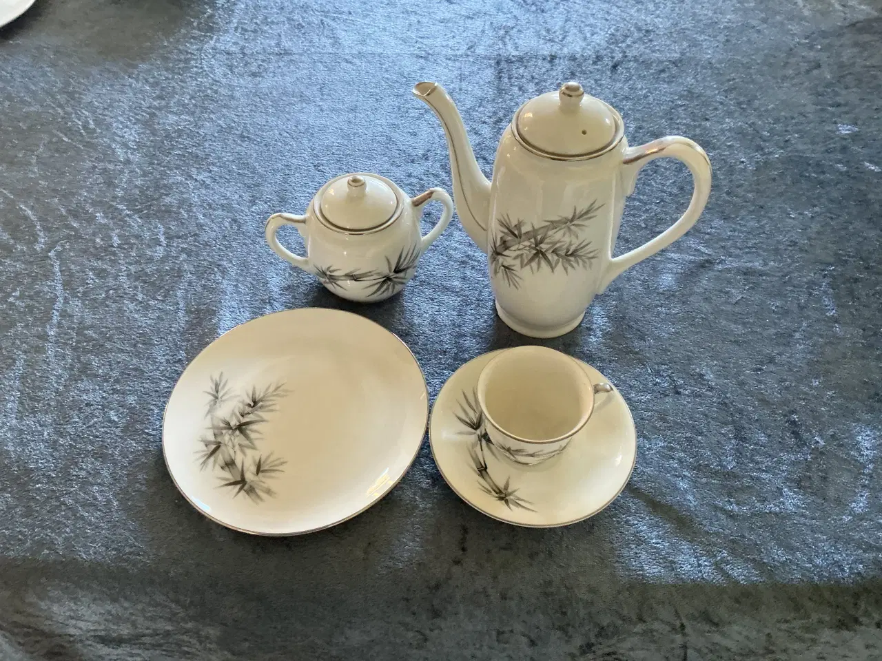 Billede 2 - Kaffe/the spisestel japansk